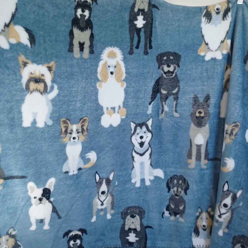 Mainstays Dog Breed Print Plush Fleece Throw Blanket Blue 50x60 Husky Poodle
